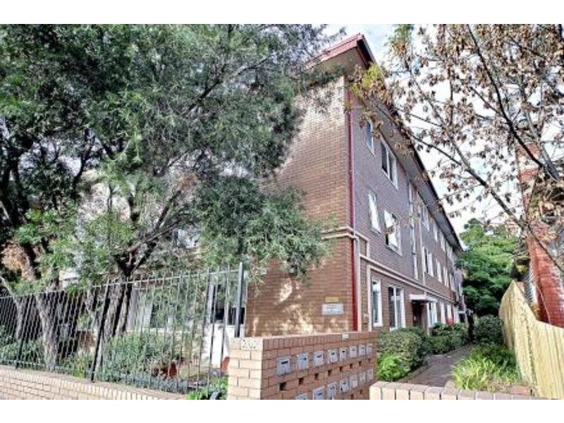 6/30 Bryant Street, Flemington VIC 3031