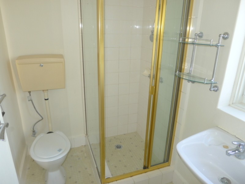 6/30 Bryant Street, Flemington VIC 3031