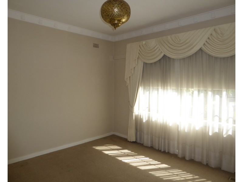 84 Alma Street, Malvern East VIC 3145