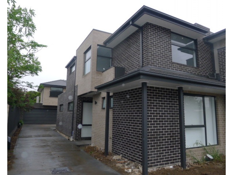 2/32 Risdon Drive, Notting Hill VIC 3168