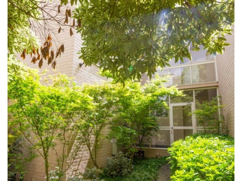 8/19 Chapman Street, North Melbourne VIC 3051