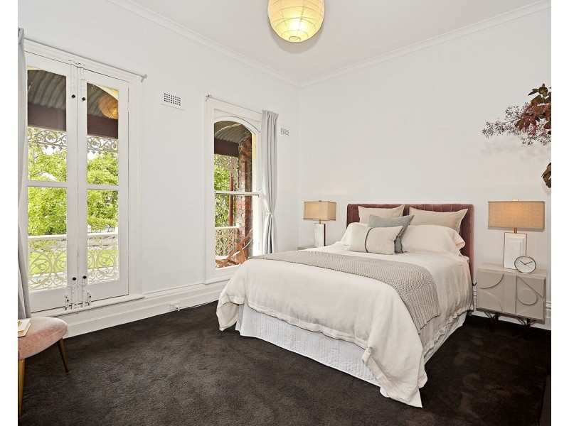 131 Park Drive, Parkville VIC 3052