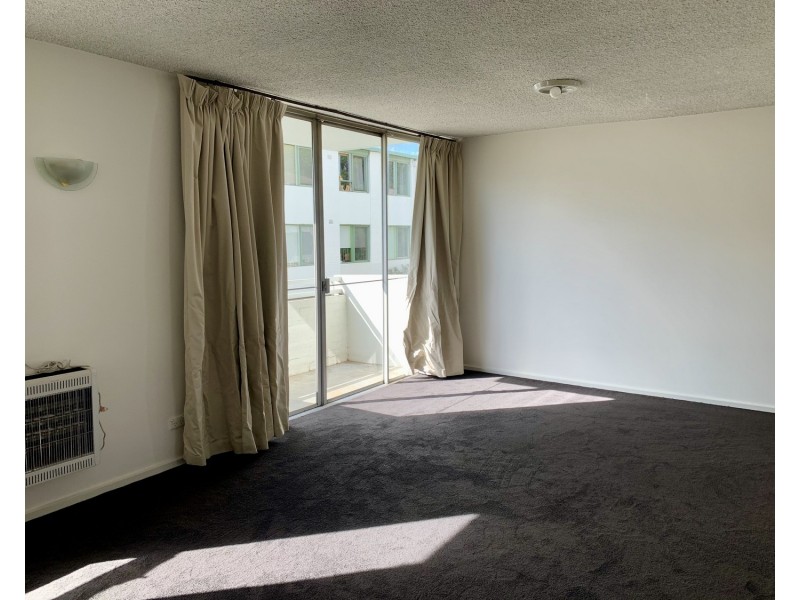 8/678 Lygon Street, Carlton North VIC 3054