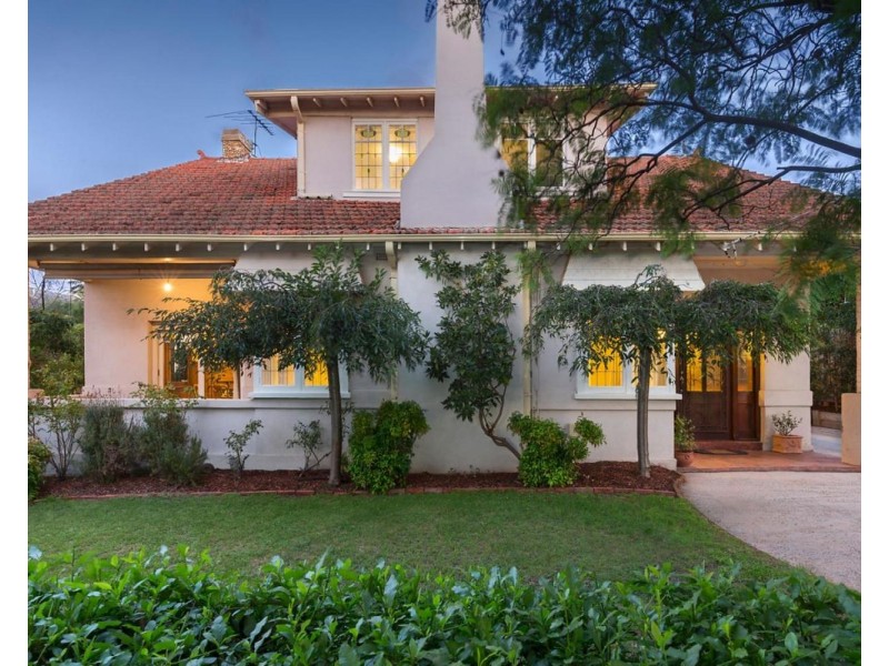 6 Cradley Avenue, Kew VIC 3101