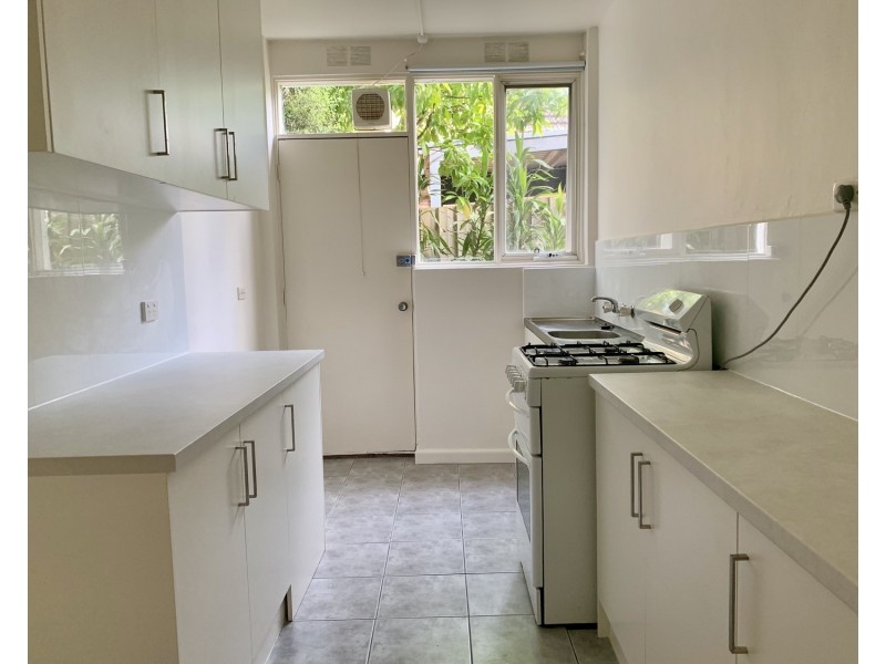 2/176 Lower Heidelberg Road, Ivanhoe East VIC 3079