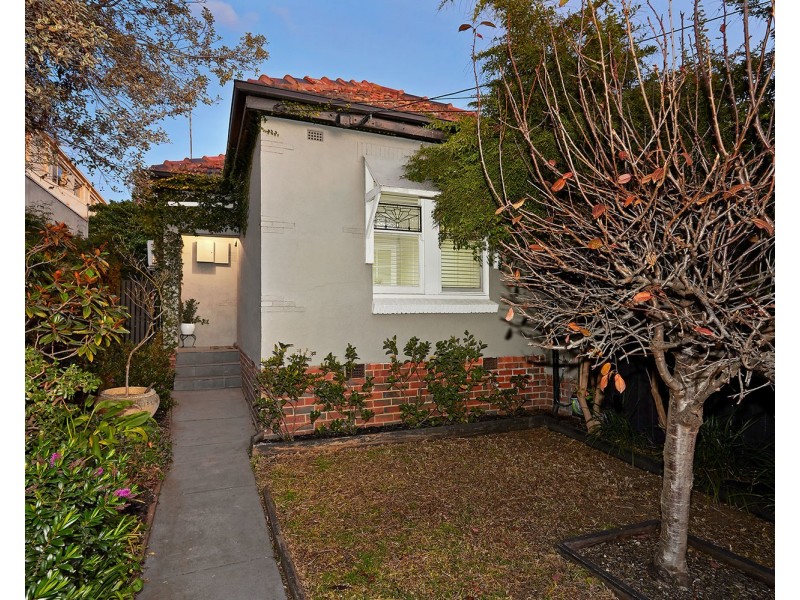 3 Bayswater Road, Kensington VIC 3031