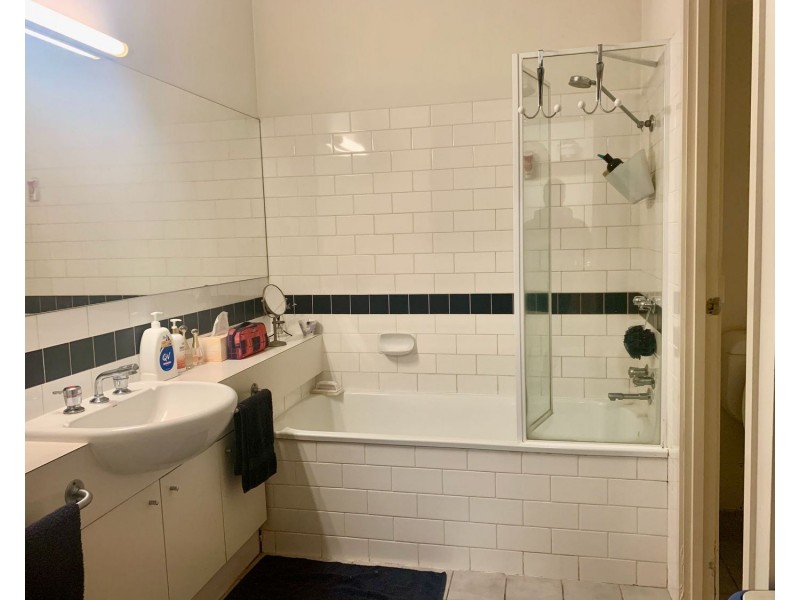 17/39 Rathdowne Street, Carlton VIC 3053