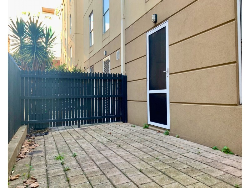 17/39 Rathdowne Street, Carlton VIC 3053