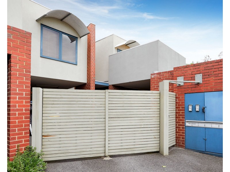 3/11 Austin Place, West Melbourne VIC 3003