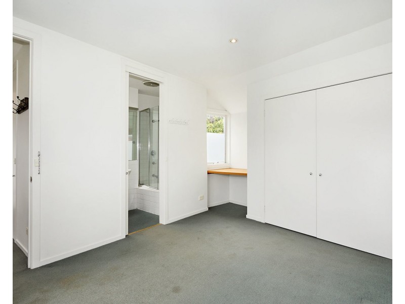 3/11 Austin Place, West Melbourne VIC 3003