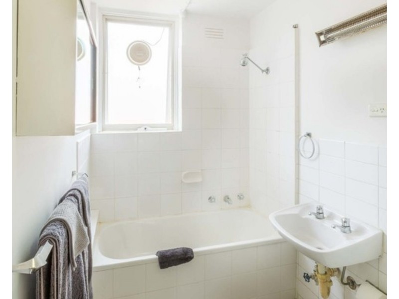 3/841 Park Street, Brunswick VIC 3056