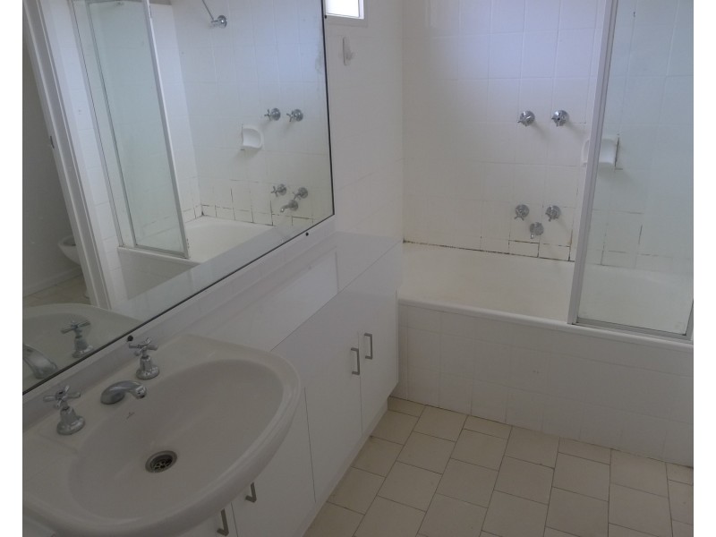 38/212 The Avenue, Parkville VIC 3052