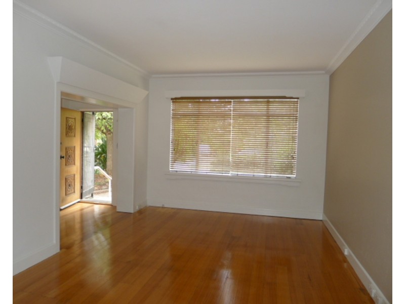 42B Outlook Drive, Camberwell VIC 3124