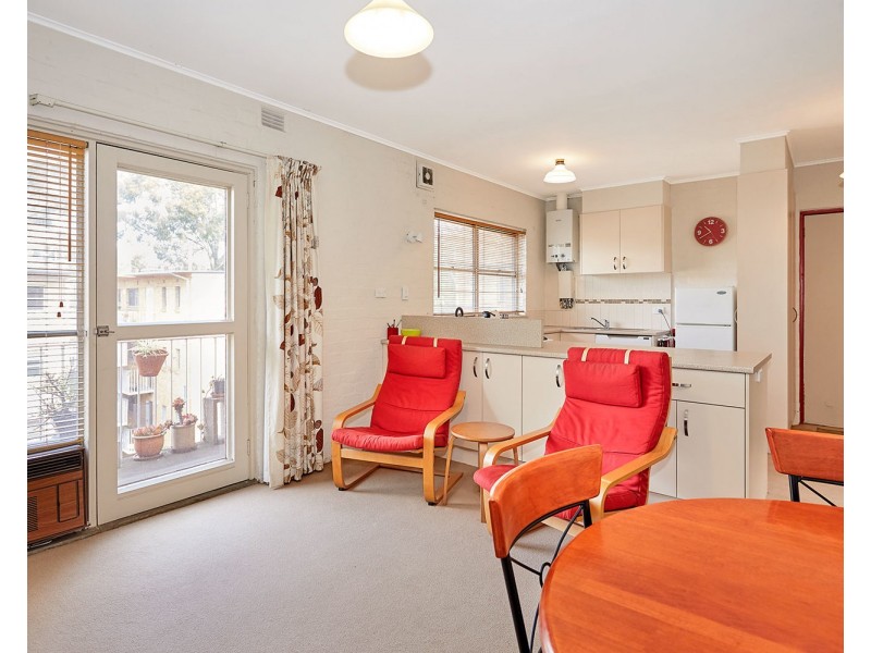 D2-4/81 O’Shanassy Street, North Melbourne VIC 3051