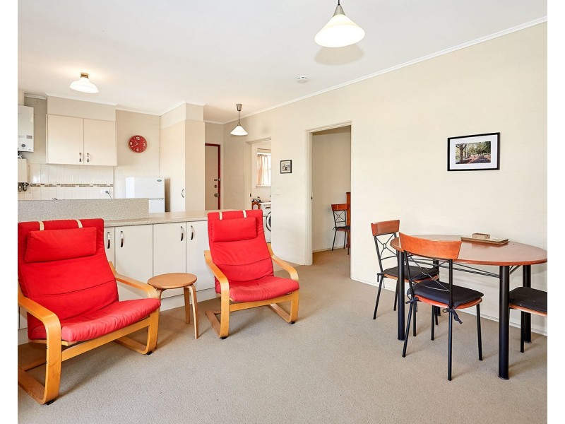 D2-4/81 O’Shanassy Street, North Melbourne VIC 3051