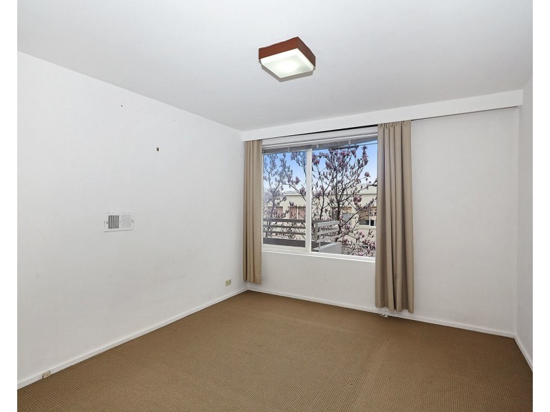 15/495 Royal Parade, Parkville VIC 3052