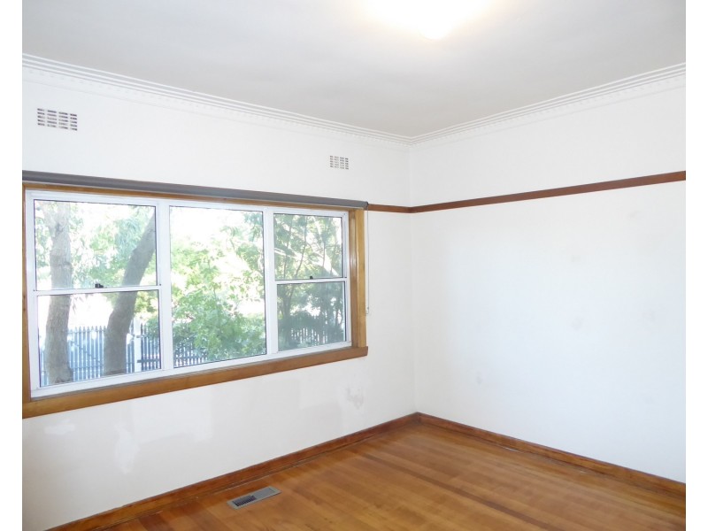 4 Elizabeth Street, Coburg VIC 3058