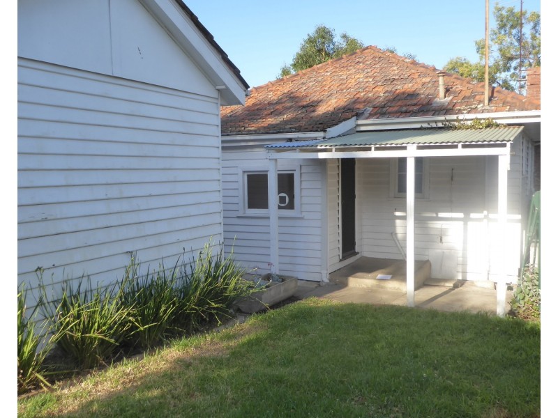 4 Elizabeth Street, Coburg VIC 3058