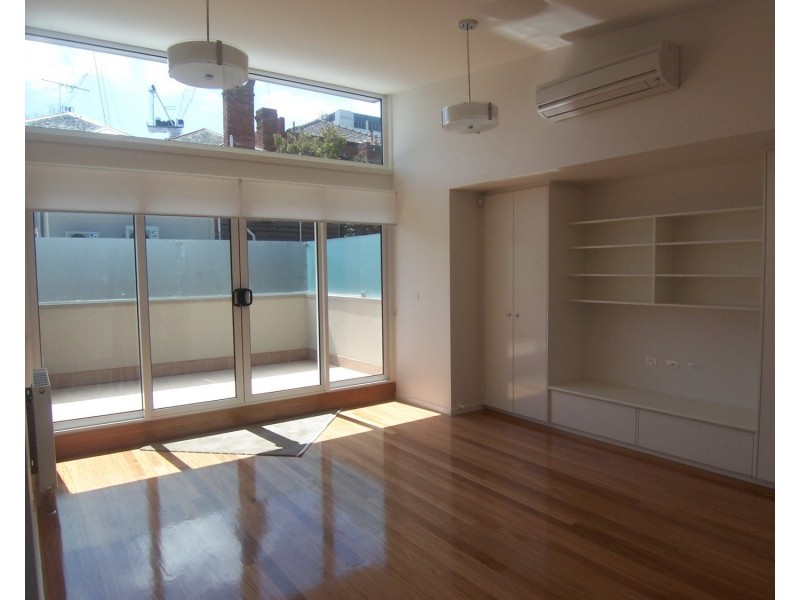 38 Avis Lane, North Melbourne VIC 3051