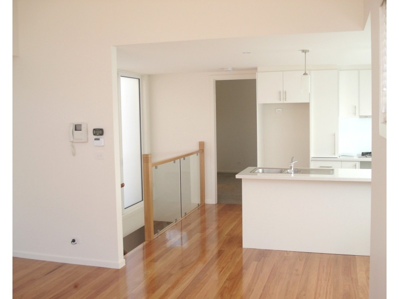 38 Avis Lane, North Melbourne VIC 3051