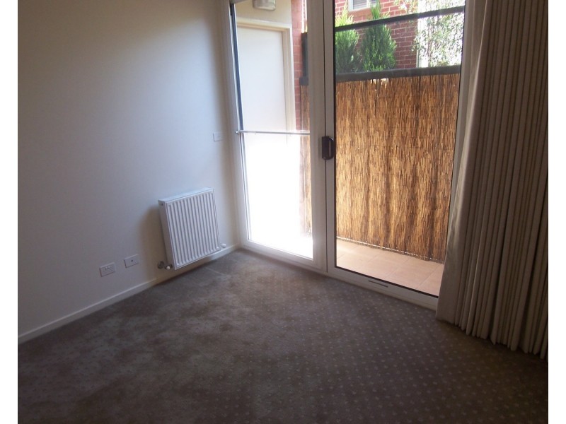 38 Avis Lane, North Melbourne VIC 3051