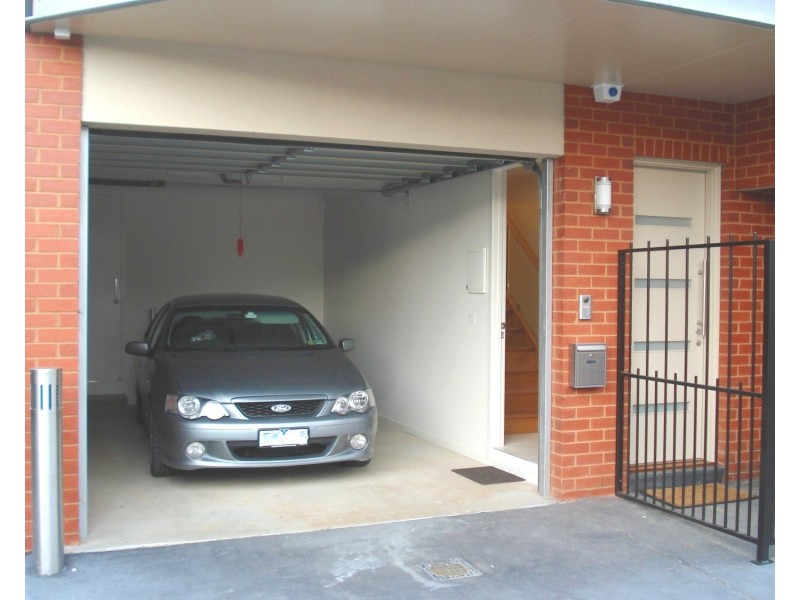 38 Avis Lane, North Melbourne VIC 3051