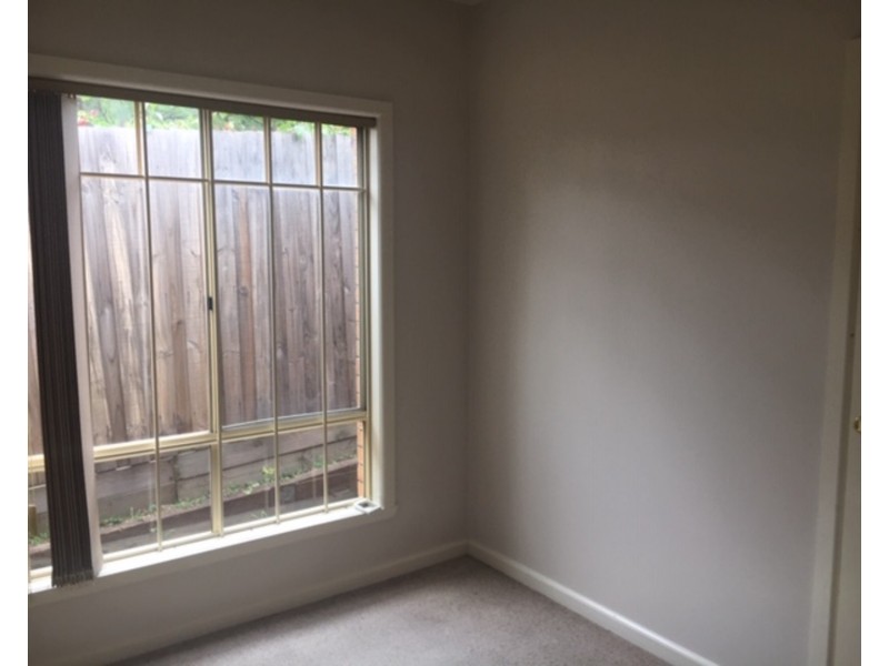 2/34 Shiel Street, North Melbourne VIC 3051