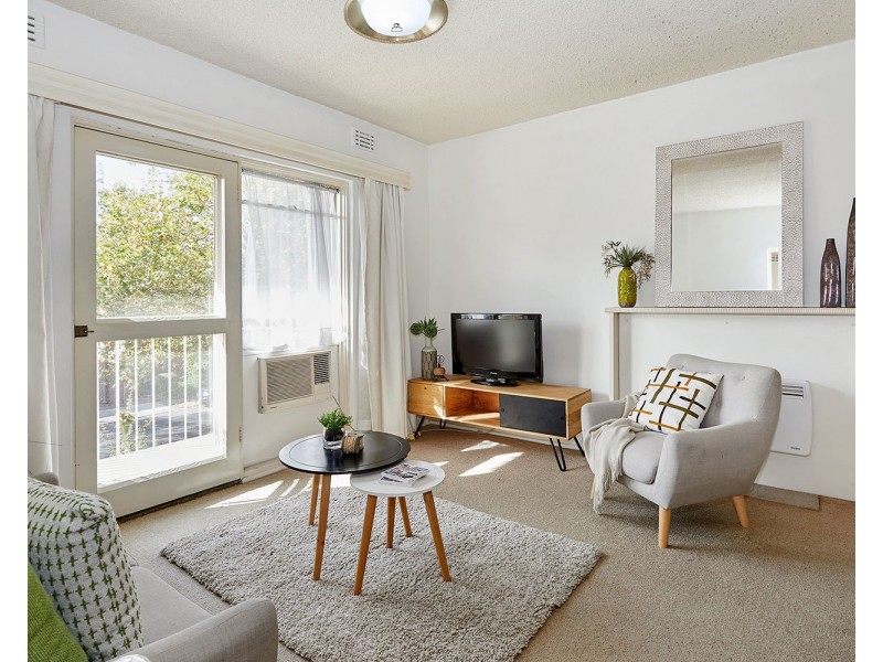 C1-6/73 O’Shanassy Street, North Melbourne VIC 3051