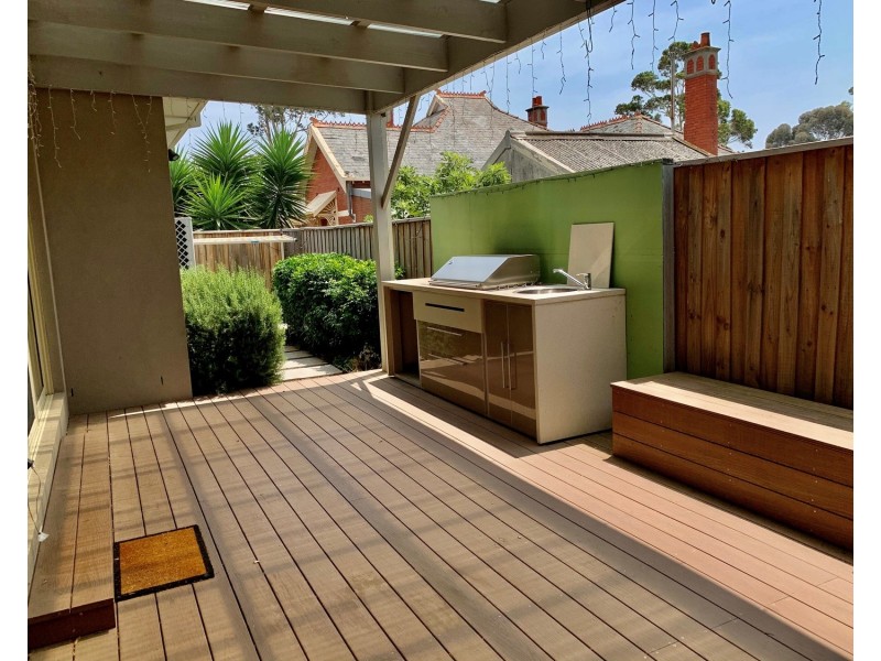 1 Kilmartin Street, Essendon VIC 3040