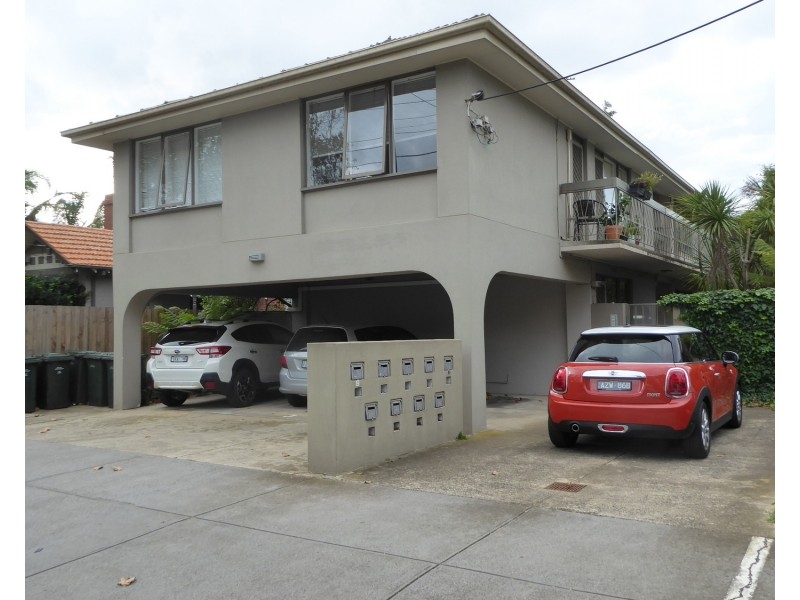 1/6 Wave Street, Elwood VIC 3184