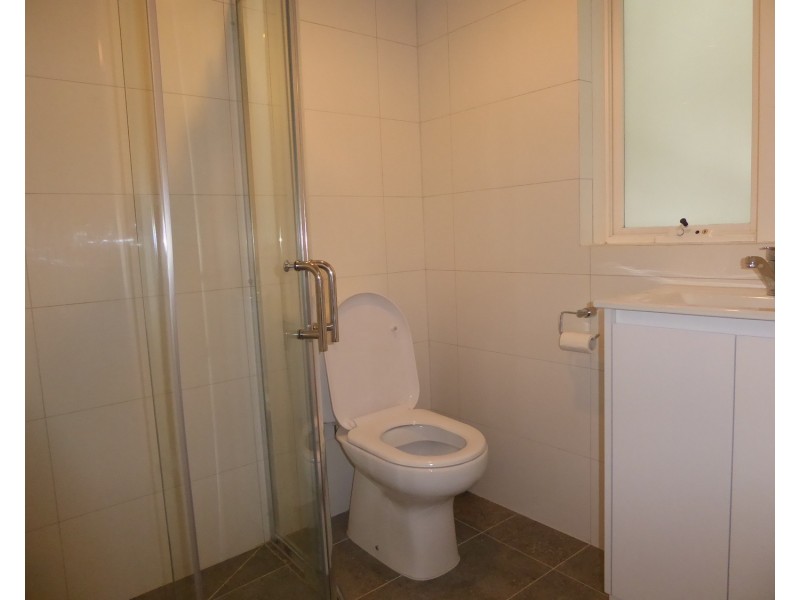 1/6 Wave Street, Elwood VIC 3184