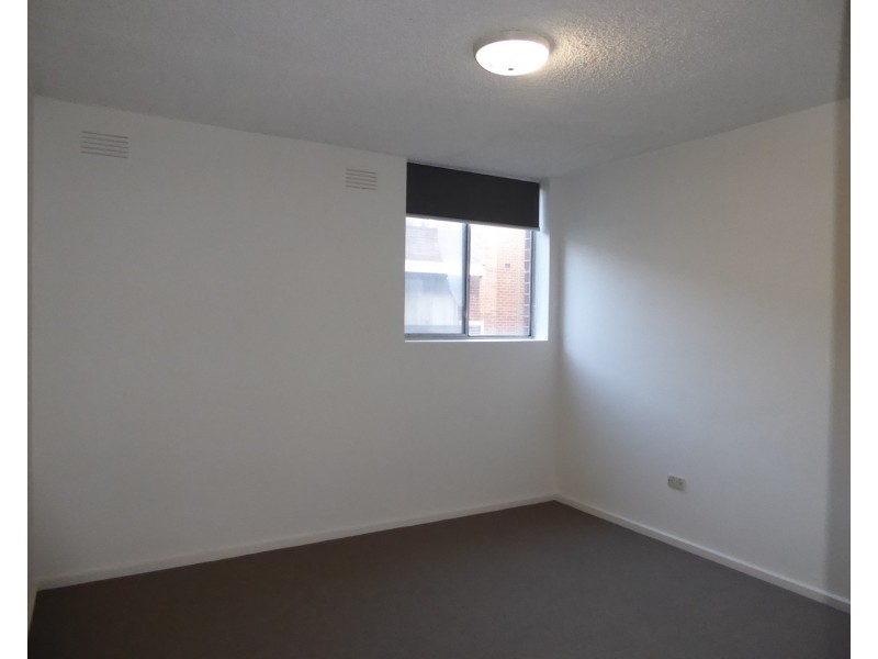 Apt 9/70 O’Shanassy Street, North Melbourne VIC 3051