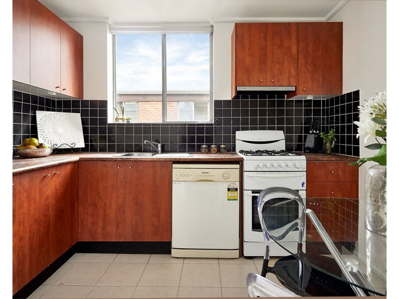 6/60 O’Shanassy Street, North Melbourne VIC 3051