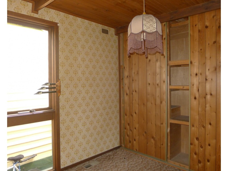 4 Bent Street, Kensington VIC 3031