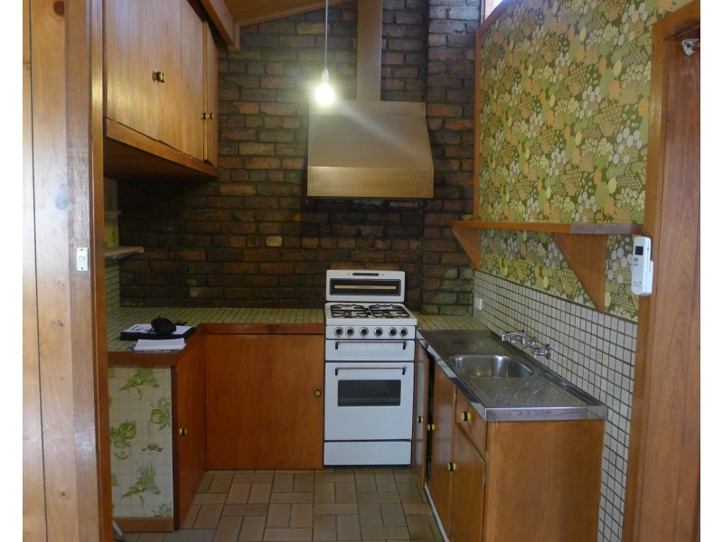 4 Bent Street, Kensington VIC 3031