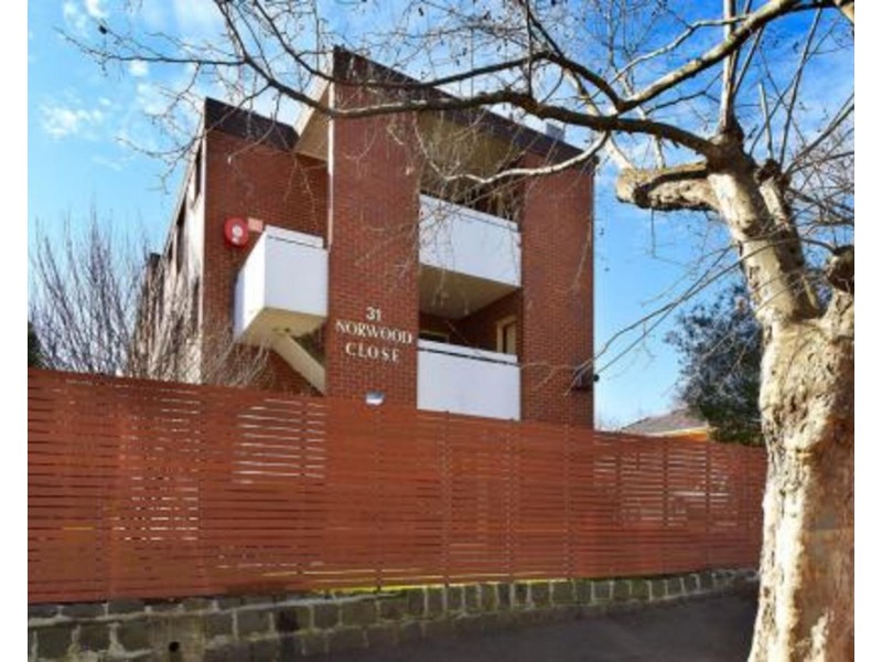 4/31 Norwood Street, Flemington VIC 3031