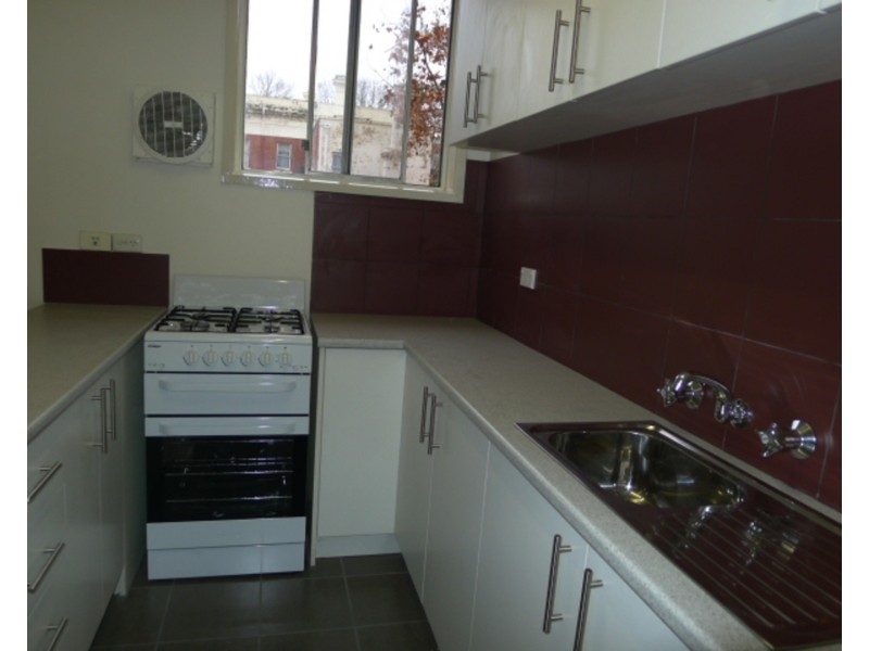 4/31 Norwood Street, Flemington VIC 3031