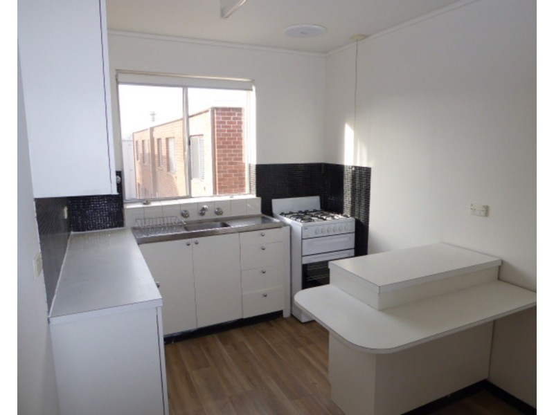 6/160 Lee Street, Carlton North VIC 3054