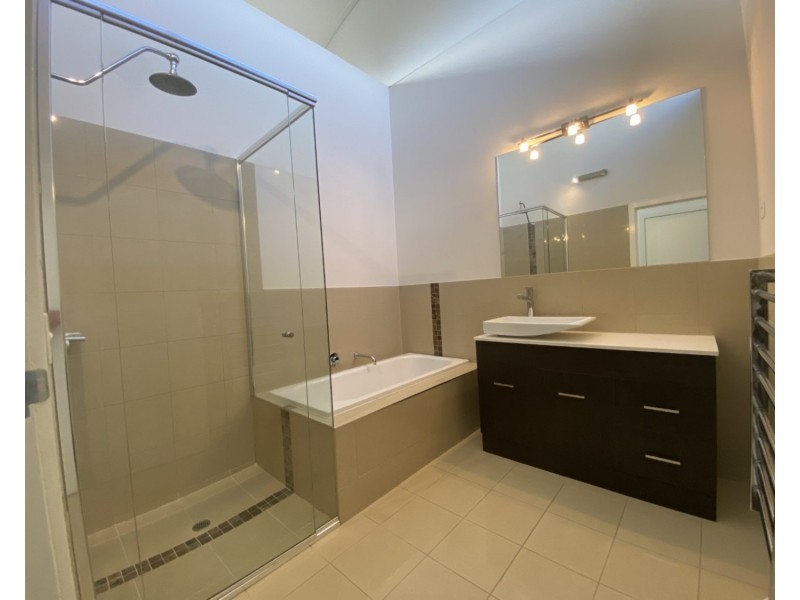 2/60-80 Miller Street, West Melbourne VIC 3003