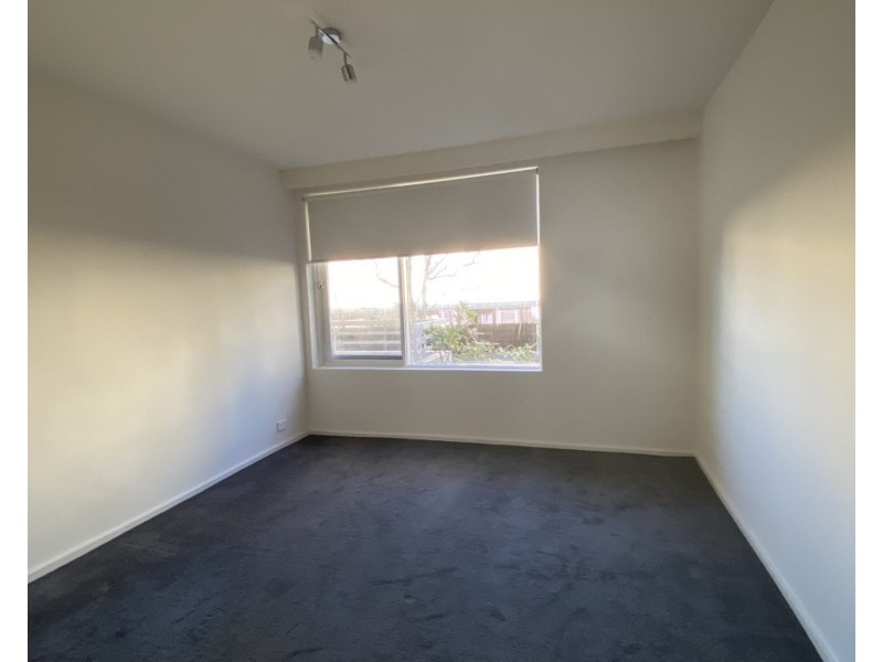 13/495 Royal Parade, Parkville VIC 3052