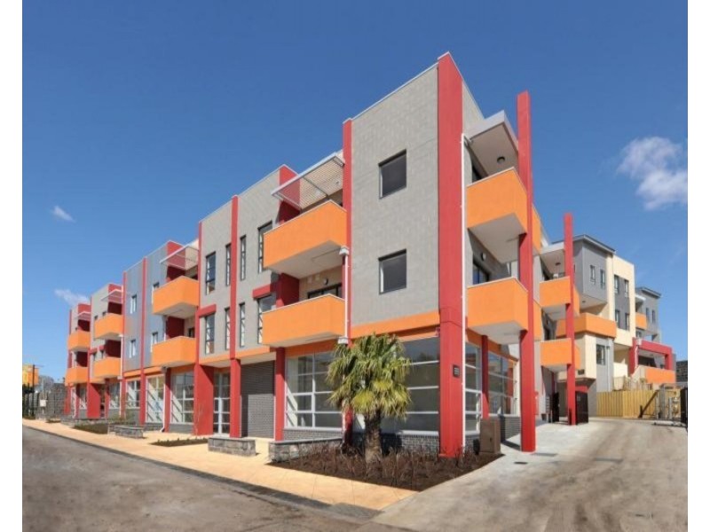 1/3 Wardens Walk, Coburg VIC 3058