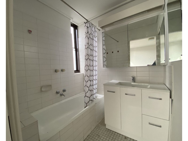 A20/335 Abbotsford Street, North Melbourne VIC 3051