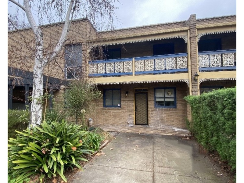 J2/116 O’Shanassy Street, North Melbourne VIC 3051