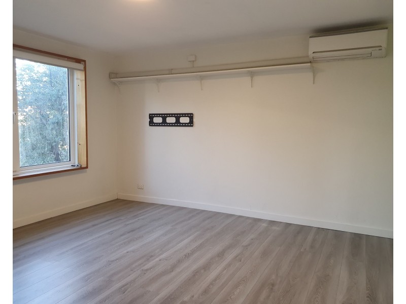 14/48 Farnham Street, Flemington VIC 3031