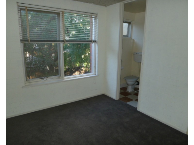 16/48 Farnham Street, Flemington VIC 3031