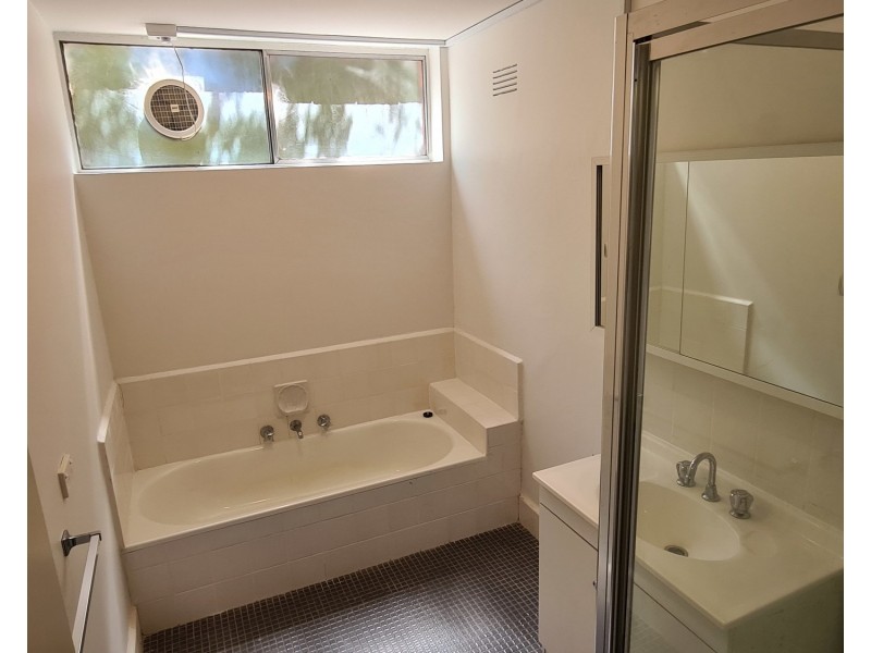 8/348 Dryburgh Street, North Melbourne VIC 3051