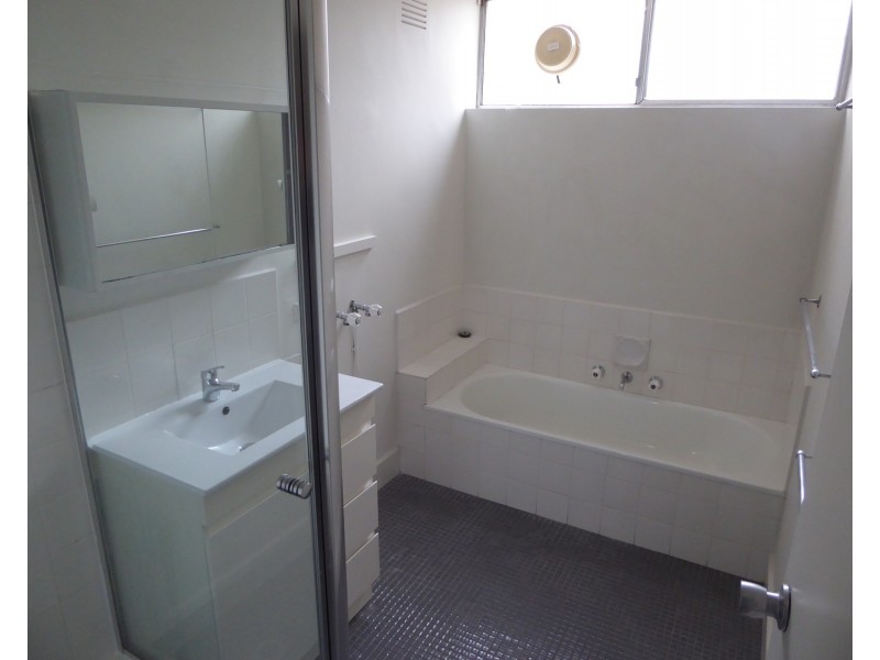 8/342 Dryburgh Street, North Melbourne VIC 3051