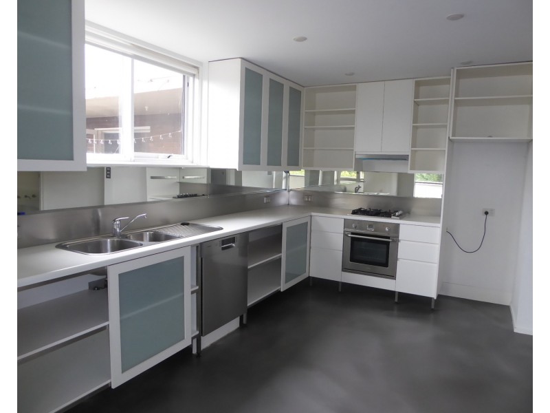 Apt 10/41 Chapel Street, St Kilda VIC 3182