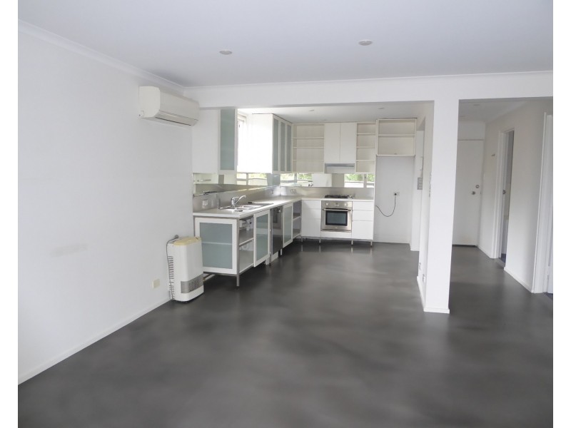 Apt 10/41 Chapel Street, St Kilda VIC 3182