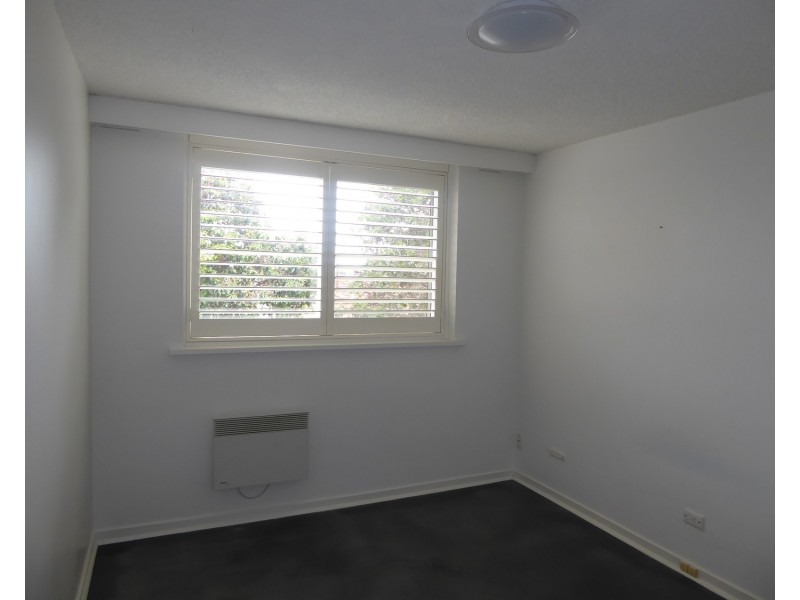 Apt 10/41 Chapel Street, St Kilda VIC 3182